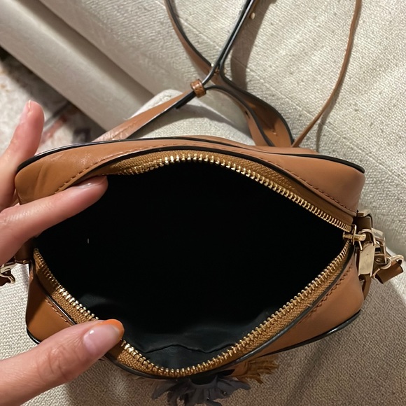 Rebecca Minkoff crossbody bag! - Picture 4 of 4